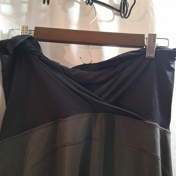 Isabel large cross over front maternity pants - Picture 1 of 6